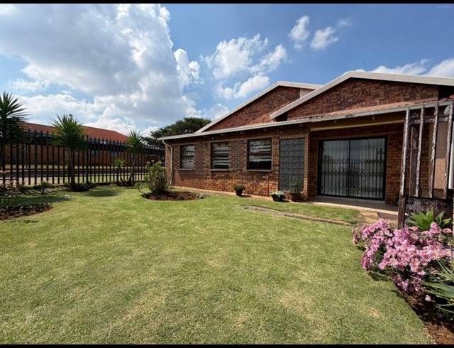 3 BEDROOM HOUSE FOR SALE IN ELDORADO PARK
